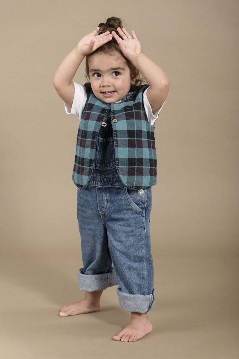 Gilet bébé matelassé quilting carreaux bleu.